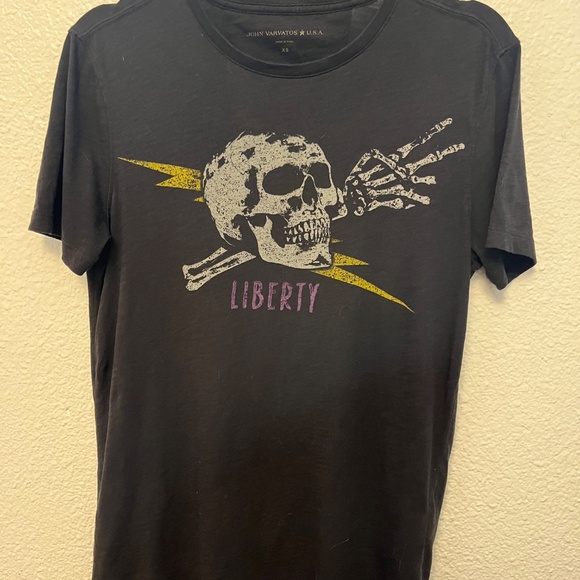John Varvatos USA Liberty Skull T-Shirt - Size XS - Designer Rock Punk Style - Picture 1 of 3